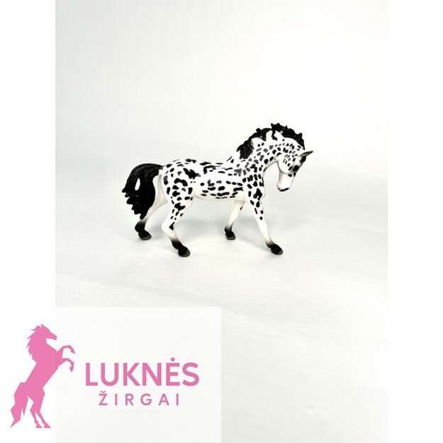 ŽAISLINIS ŽIRGAS SU RAITELIU 1